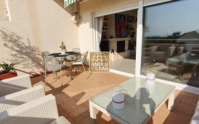 A beautiful bungalow located next to the Altea Golf Club.